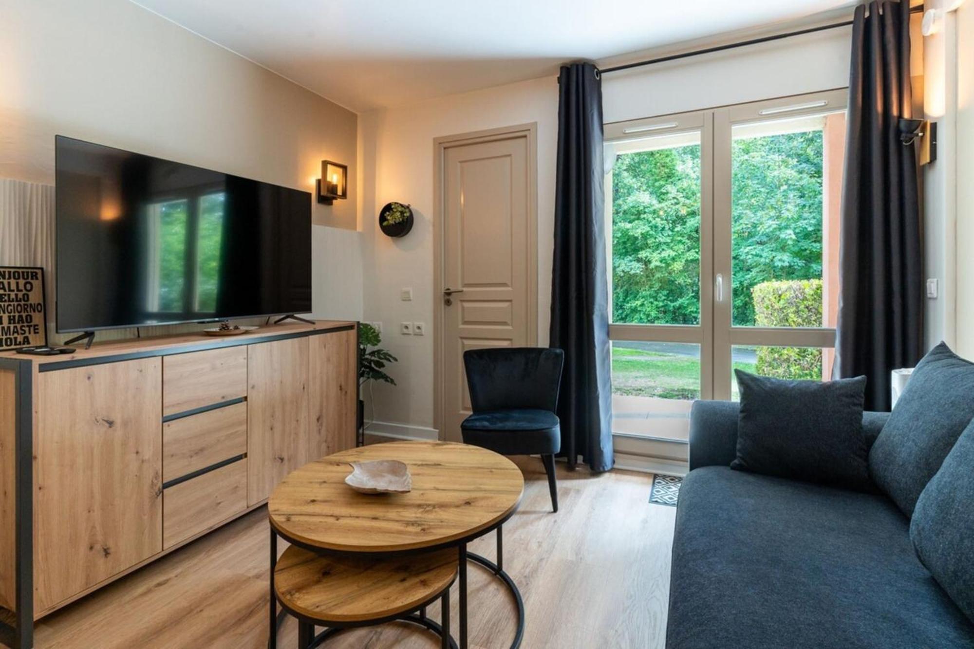 Beautiful Flat With Swimming Pool Tennis Court And Private Car Parking 09 Le Touquet Εξωτερικό φωτογραφία